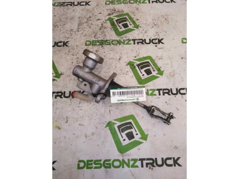 Recambio de bombin embrague para renault maxity fg 150.35/45 referencia OEM IAM 5001870671  