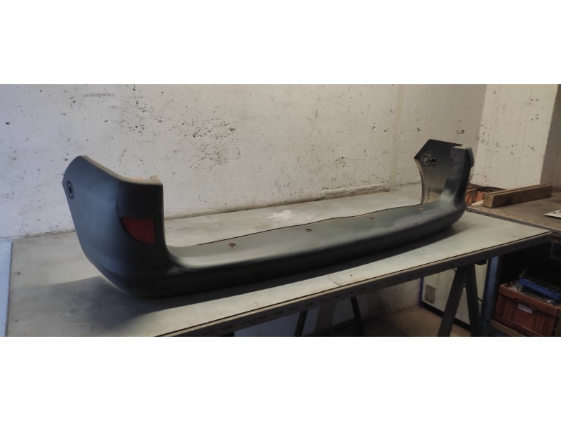 Recambio de paragolpes trasero para renault kangoo (f/kc0) dekathlon (kcoa/c/d/h) referencia OEM IAM   