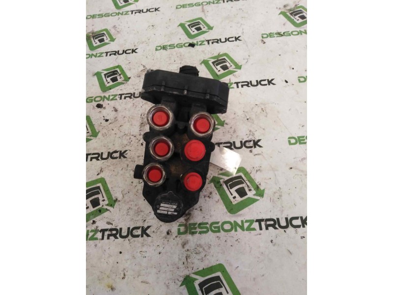Recambio de valvula aire para daf serie xf105.xxx referencia OEM IAM AE4528 K014682 VALVULA CUADRUPLE