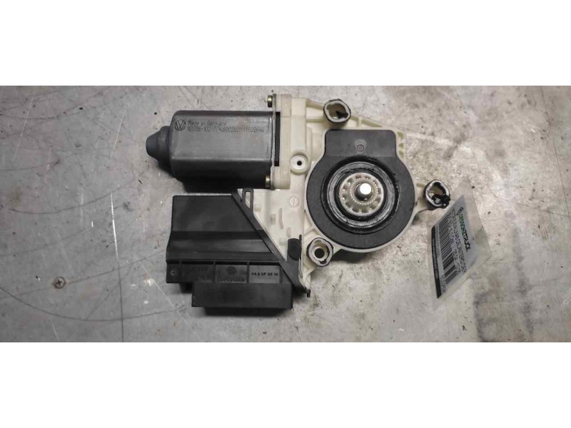 Recambio de motor elevalunas delantero derecho para seat ibiza (6l1) cool referencia OEM IAM 6Q2959801A 990125100 