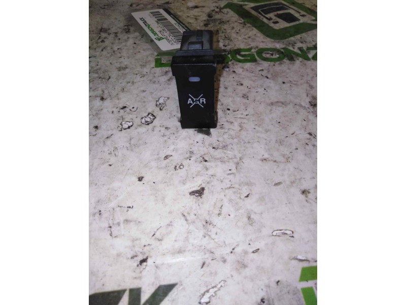 Recambio de interruptor para iveco daily pr 3.0 diesel referencia OEM IAM  BOTON ASR INTERRUPTOR ASR