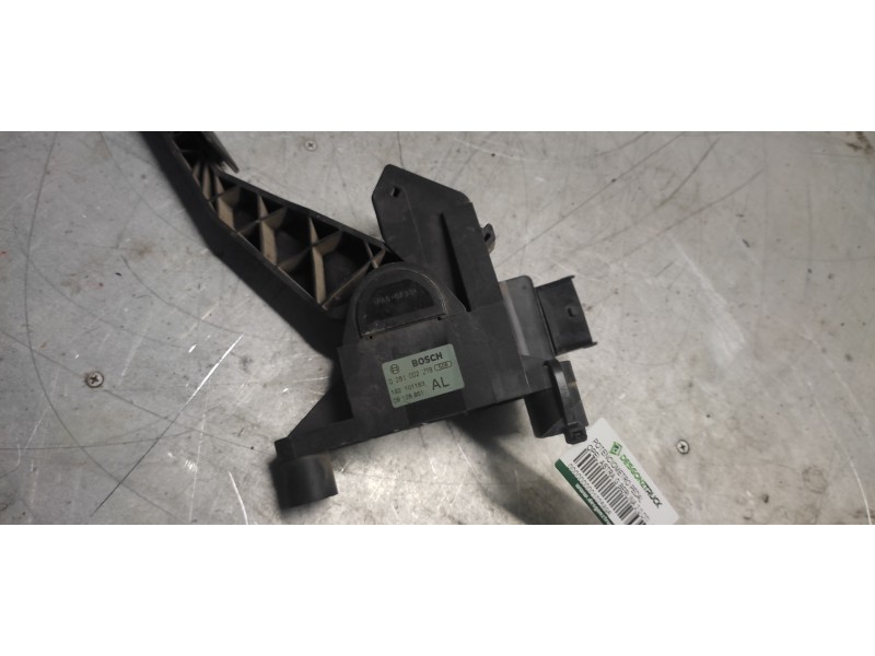 Recambio de potenciometro pedal para opel astra g berlina 2.0 dti referencia OEM IAM 0281002278 6 PINS 
