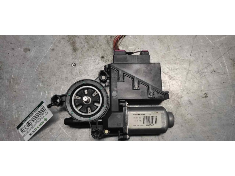 Recambio de motor elevalunas delantero derecho para volkswagen polo (9n1) highline referencia OEM IAM 6Q2959801A  