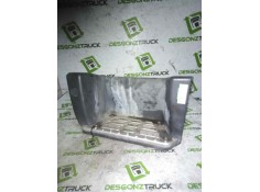 Recambio de peldaño izquierdo para volvo fm 12 asta 2001 fsa  4x2 largo, bajo referencia OEM IAM   