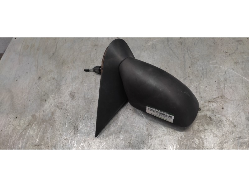 Recambio de retrovisor derecho para ford fiesta berlina ghia referencia OEM IAM   MANUAL