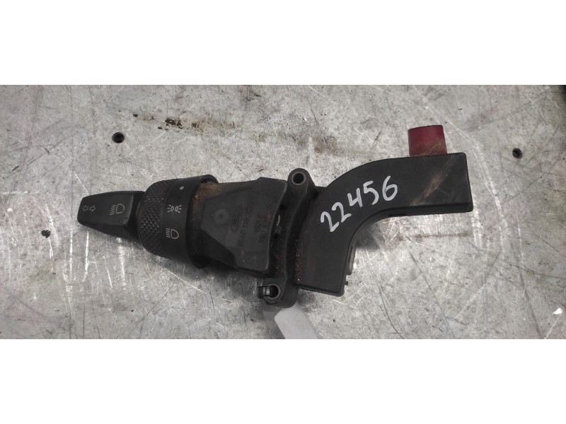 Recambio de mando intermitentes para ford escort berlina 1.6 cat referencia OEM IAM 86AG13B302AA  