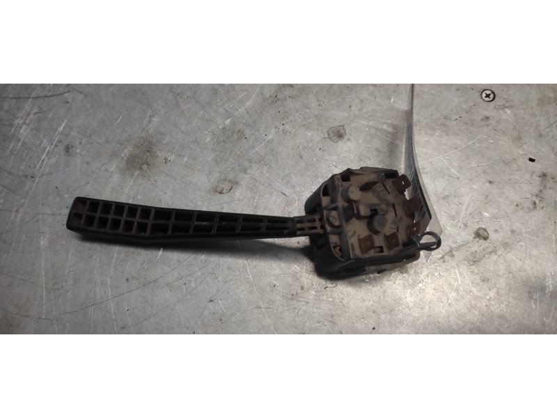 Recambio de mando intermitentes para opel corsa a básico referencia OEM IAM  90126712 