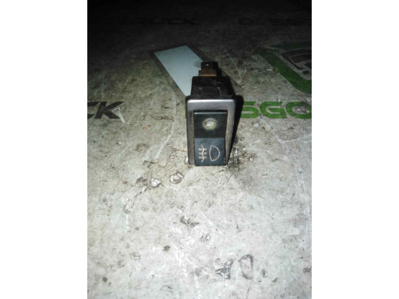 Recambio de boton antiniebla para nissan trucks m 130.17 referencia OEM IAM   