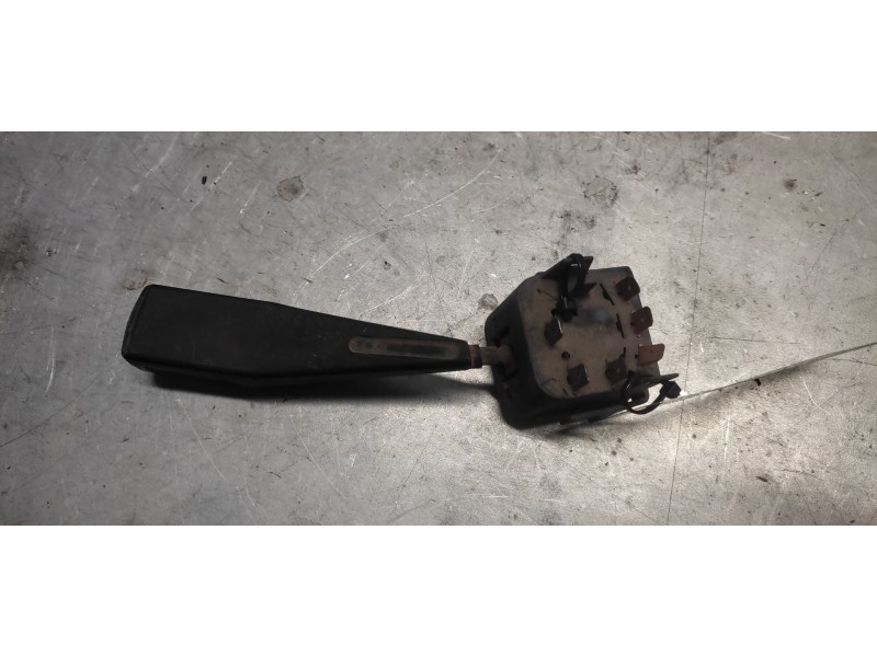 Recambio de mando intermitentes para opel corsa a básico referencia OEM IAM  90126712 