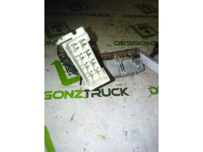 Recambio de mando intermitentes para renault s 140/150/160.08/09/170.14 referencia OEM IAM   