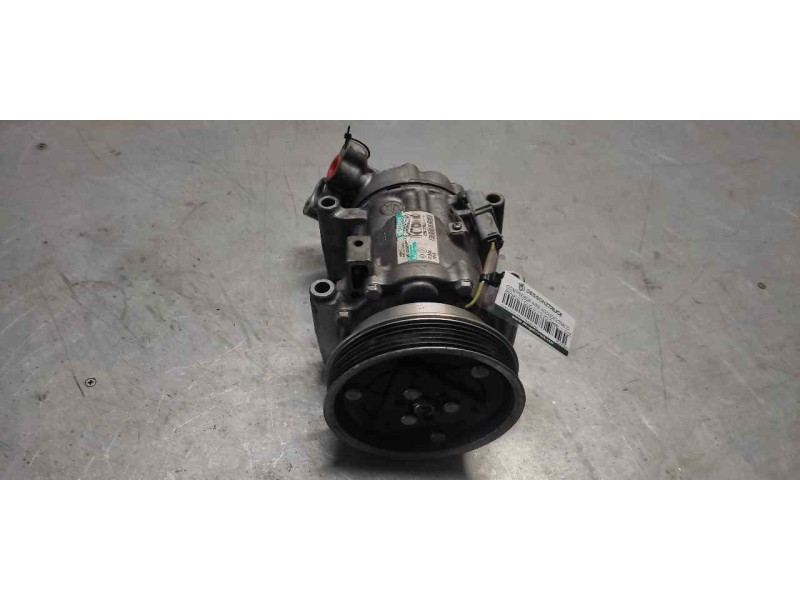 Recambio de compresor aire acondicionado para renault clio iii 1.5 dci diesel referencia OEM IAM 8200953359A  