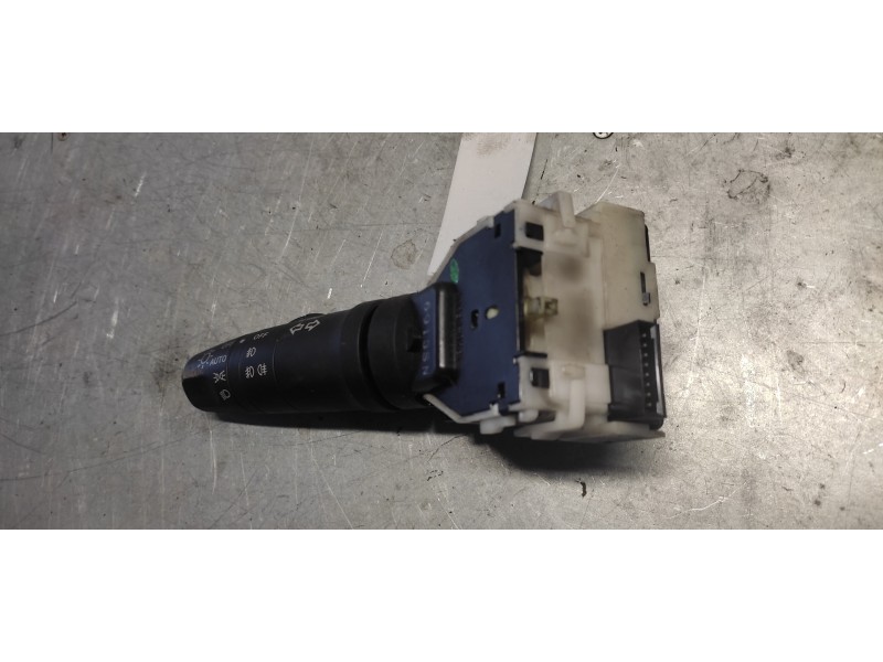 Recambio de mando intermitentes para nissan note (e11e) acenta referencia OEM IAM 6913SN  
