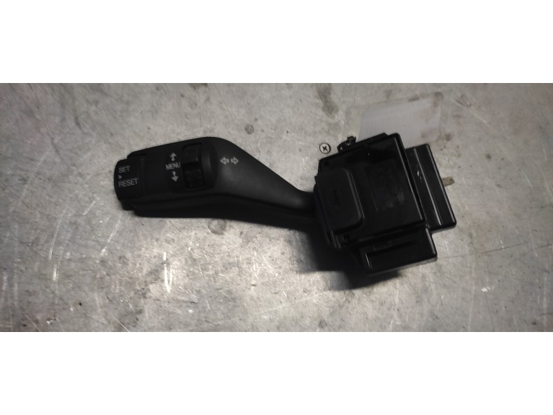 Recambio de mando intermitentes para ford focus lim. (cb4) trend referencia OEM IAM 17D940  