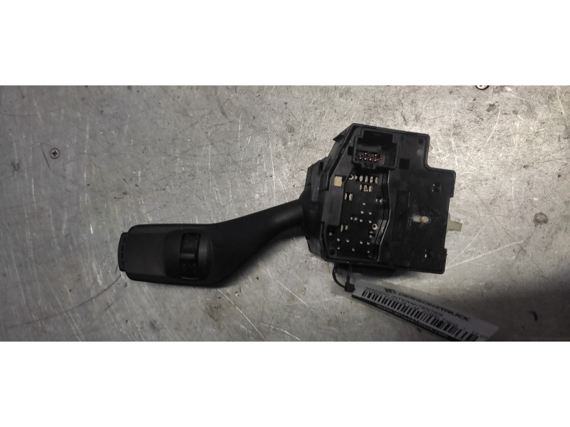Recambio de mando intermitentes para ford focus lim. (cb4) trend referencia OEM IAM 17D940  