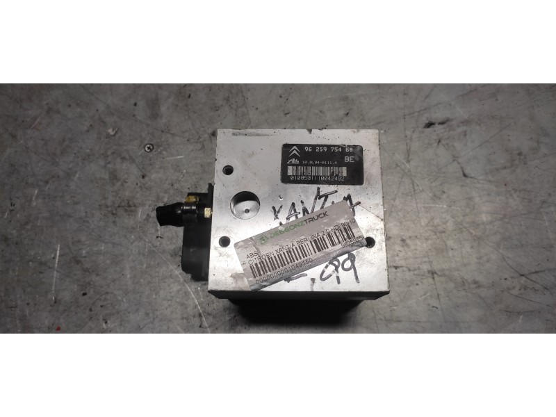 Recambio de abs para citroen xantia berlina 2.0 hdi 90/109 sx referencia OEM IAM 9625975480 ATE 