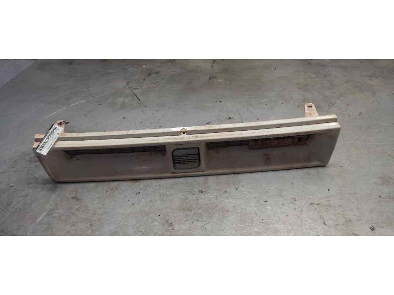 Recambio de rejilla delantera central para seat toledo (1l) base referencia OEM IAM 1L0853655  