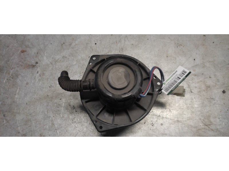 Recambio de ventilador calefaccion para nissan serena (c23m) 2.0 slx diesel referencia OEM IAM   