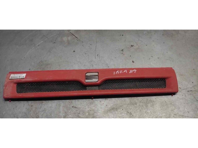 Recambio de rejilla delantera central para seat ibiza crono referencia OEM IAM  ROJO 