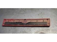 Recambio de rejilla delantera central para seat ibiza crono referencia OEM IAM  ROJO  2