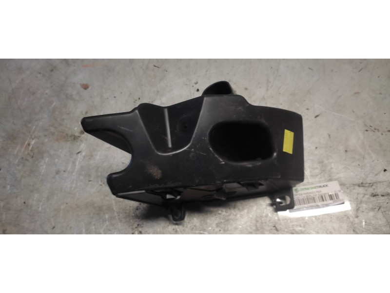 Recambio de soportes paragolpes para citroen c4 berlina exclusive referencia OEM IAM 9650693680 DELANTERA IZQUIERDA 