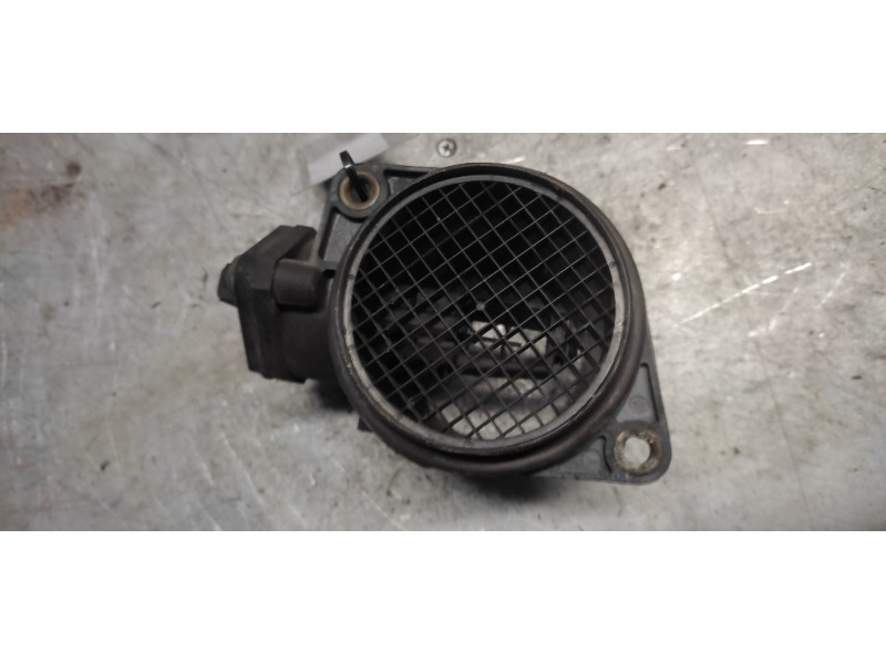 Recambio de caudalimetro para volkswagen golf iii berlina (1h1) s referencia OEM IAM 037906461A BOSCH 