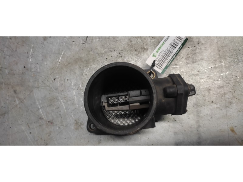 Recambio de caudalimetro para volkswagen golf iii berlina (1h1) s referencia OEM IAM 037906461A BOSCH 