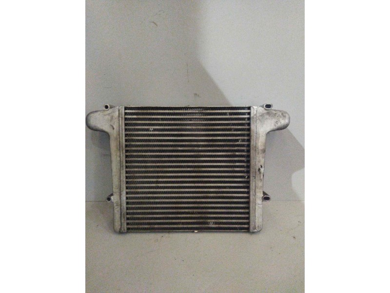 Recambio de intercooler para nissan trucks atleon tk10.95 referencia OEM IAM 130050051F  