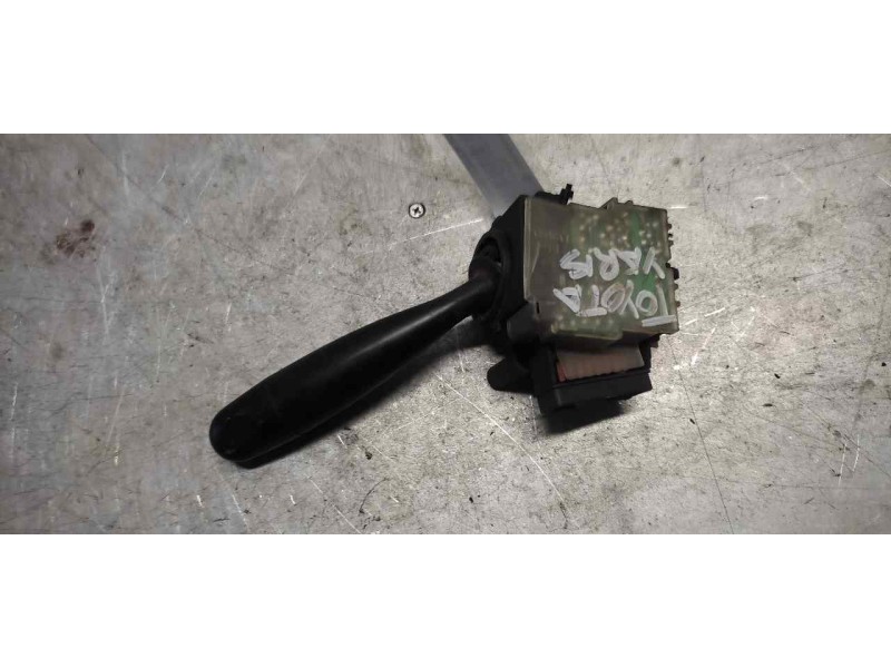 Recambio de mando limpia para toyota yaris (ncp1/nlp1/scp1) 1.0 linea luna referencia OEM IAM 173647  