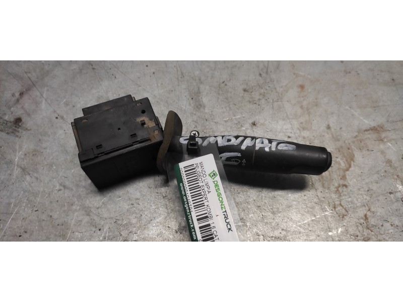 Recambio de mando limpia para peugeot expert kombi 1.6 cat referencia OEM IAM 96049596ZL 6 PINS 