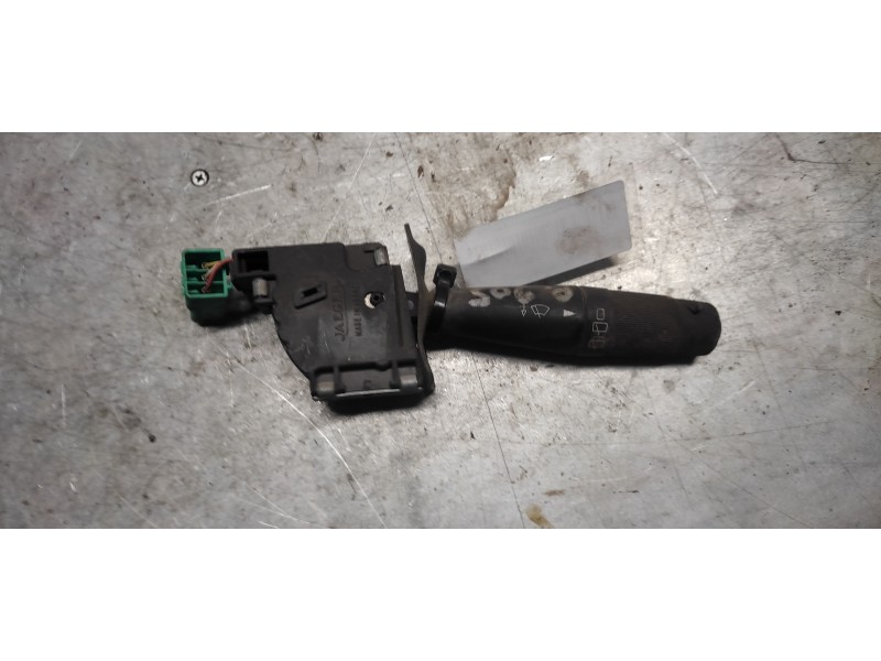 Recambio de mando limpia para peugeot 205 berlina 1.4 referencia OEM IAM   5/3 PINS