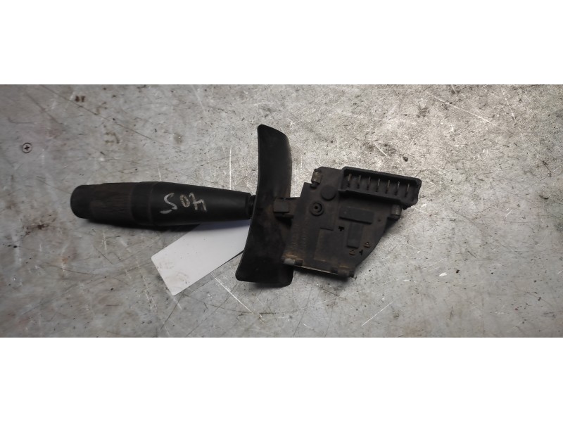 Recambio de mando limpia para peugeot 405 berlina 1.8 cat referencia OEM IAM   7 PINS