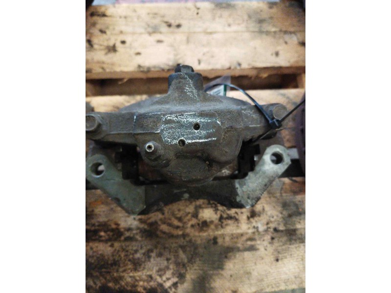 Recambio de pinza freno delantera izquierda para mitsubishi canter 01/99  3.9 diesel referencia OEM IAM FX15C  