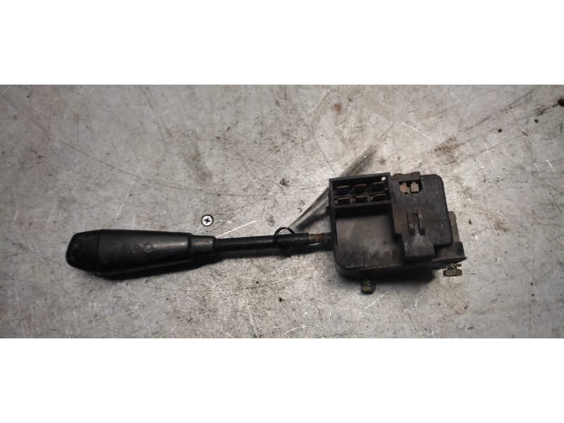 Recambio de mando limpia para peugeot 505 berlina 1.8 referencia OEM IAM   6 PINS