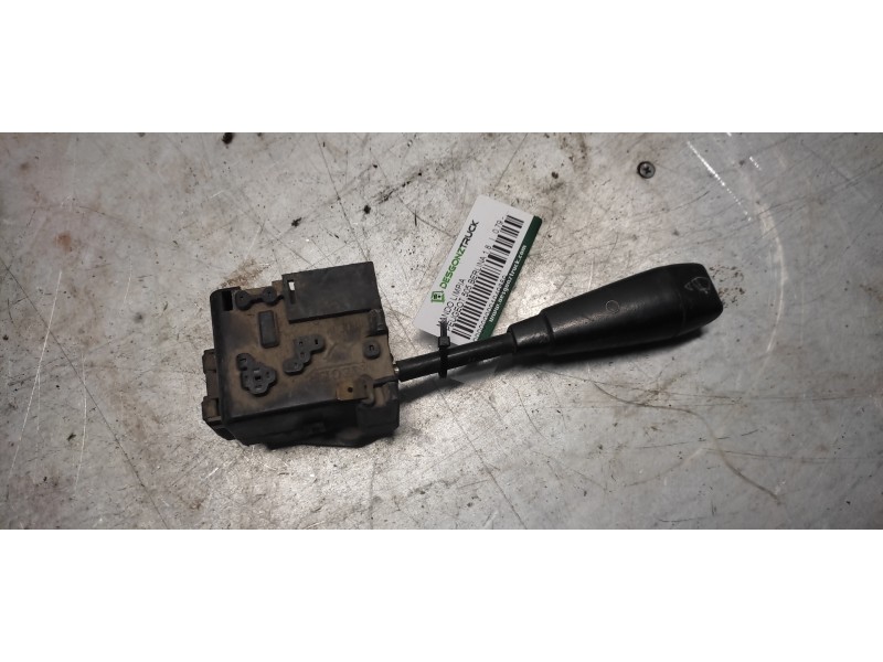 Recambio de mando limpia para peugeot 505 berlina 1.8 referencia OEM IAM   6 PINS