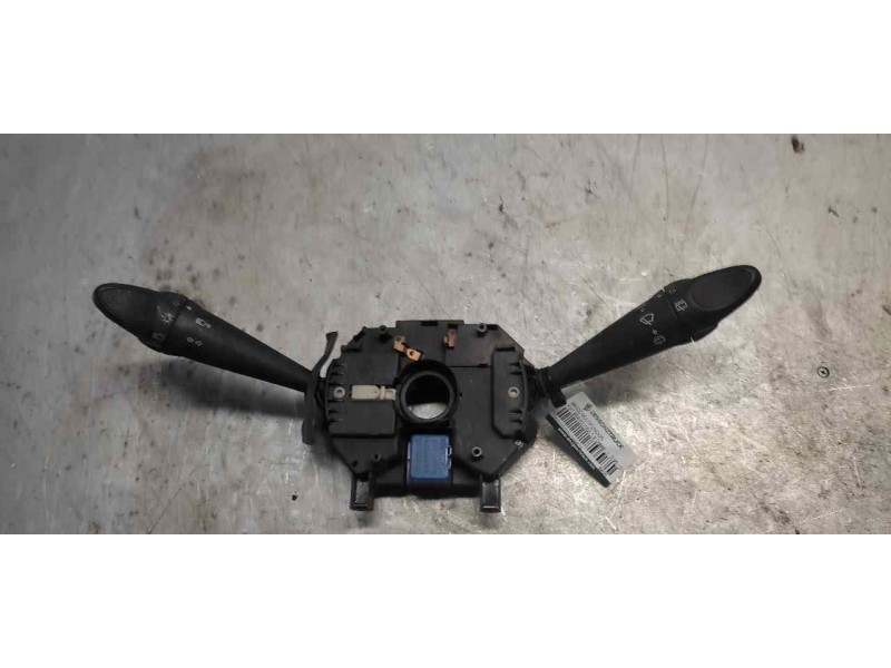 Recambio de mando multifuncion para fiat bravo (182) 1.9 diesel referencia OEM IAM B826  