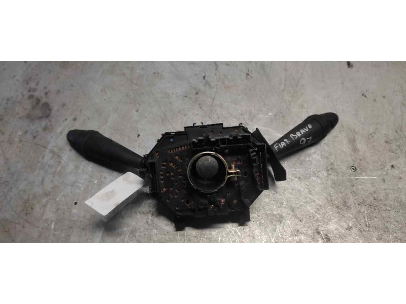 Recambio de mando multifuncion para fiat bravo (182) 1.9 diesel referencia OEM IAM B826  