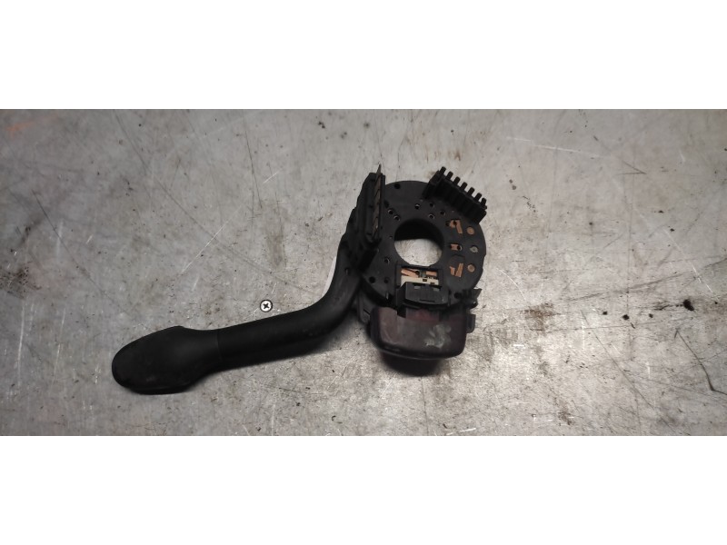 Recambio de mando intermitentes para volkswagen golf iii berlina (1h1) 1.9 diesel referencia OEM IAM   8/5 PINS