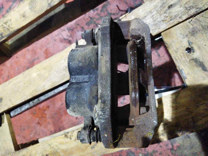 Recambio de pinza freno delantera derecha para nissan cabstar e 3.0 diesel referencia OEM IAM 204006 BOSCH 