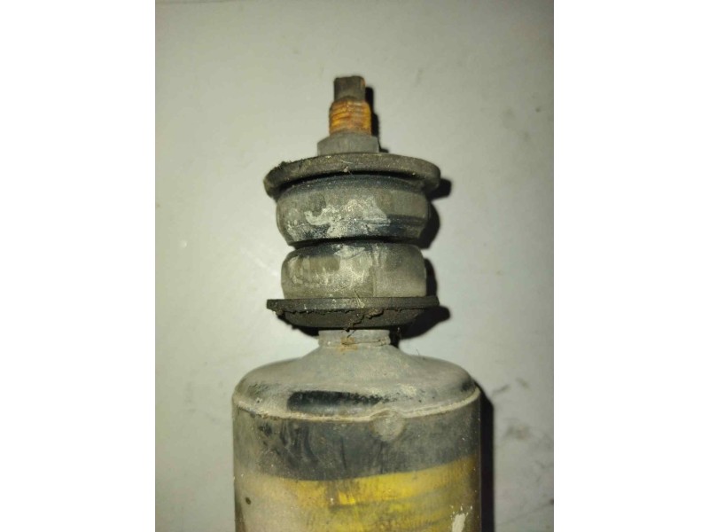 Recambio de amortiguador delantero para mitsubishi canter 01/99  3.9 diesel referencia OEM IAM MK331338  