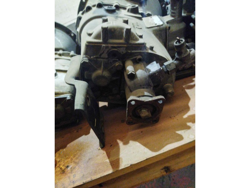 Recambio de caja cambios para nissan trucks l35.08 ...... referencia OEM IAM T5200  