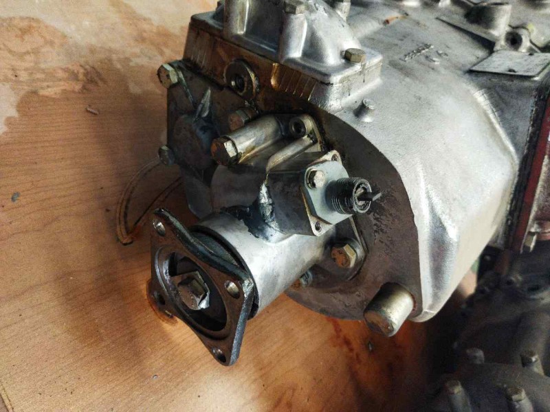 Recambio de caja cambios para nissan trucks l80.09 l80-88 referencia OEM IAM T5200  