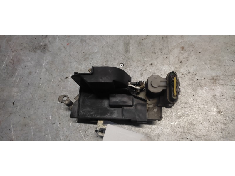 Recambio de cerradura puerta delantera derecha para fiat punto berlina (188) 1.2 8v active referencia OEM IAM   