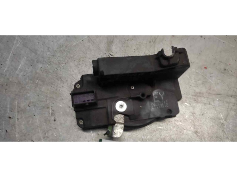 Recambio de cerradura puerta delantera derecha para opel zafira a comfort referencia OEM IAM 24444016  