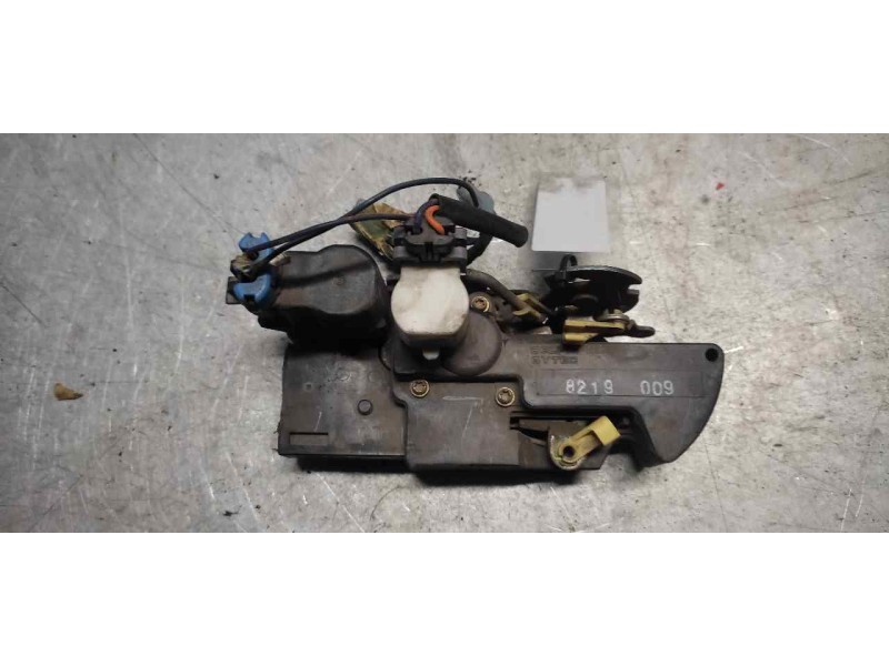 Recambio de cerradura puerta delantera derecha para opel frontera a arizona referencia OEM IAM 8219009  