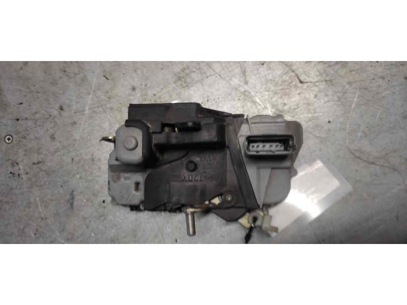 Recambio de cerradura puerta delantera izquierda para citroen xsara picasso 2.0 hdi referencia OEM IAM   