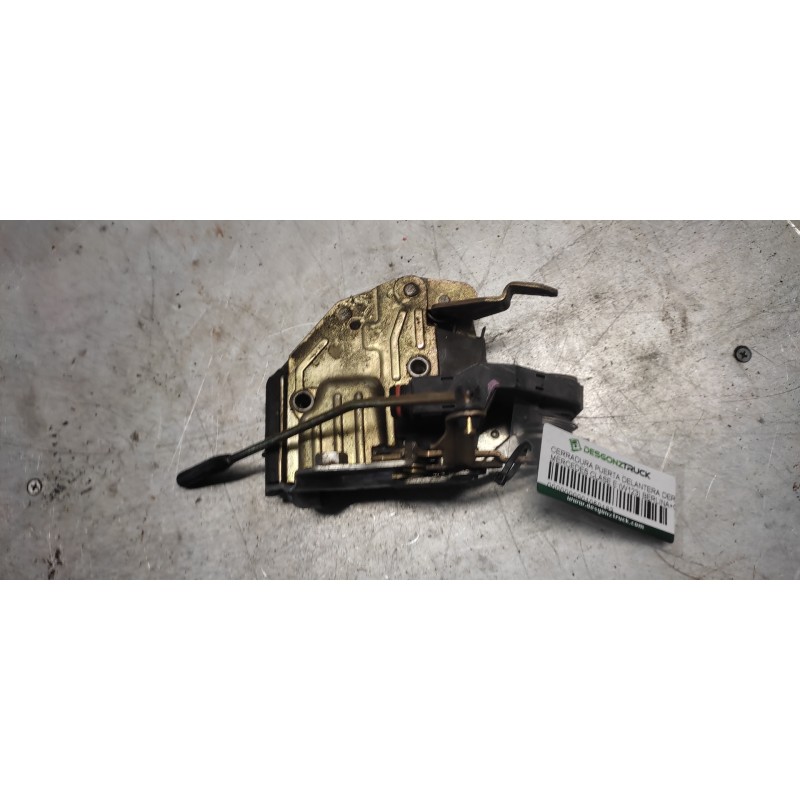 Recambio de cerradura puerta delantera derecha para mercedes clase e (w123) berlina+coupe d 200 referencia OEM IAM   