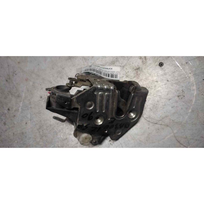 Recambio de cerradura puerta delantera derecha para mercedes clase e (w123) berlina+coupe d 200 referencia OEM IAM   