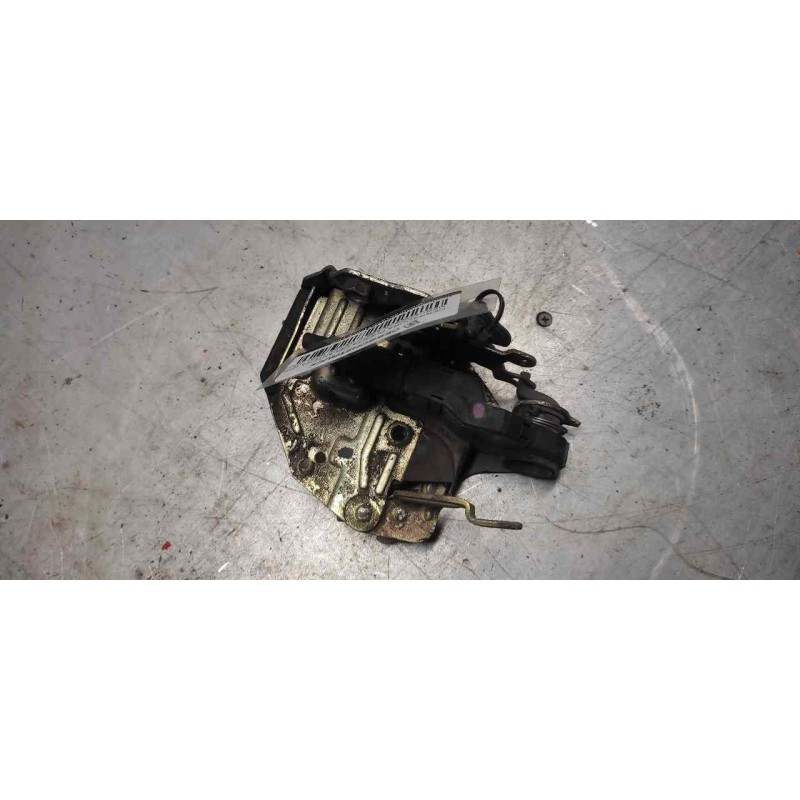 Recambio de cerradura puerta delantera derecha para mercedes clase e (w123) berlina+coupe d 200 referencia OEM IAM   