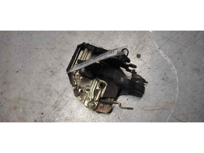 Recambio de cerradura puerta delantera derecha para mercedes clase e (w123) berlina+coupe d 200 referencia OEM IAM   