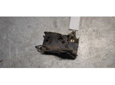 Recambio de cerradura puerta trasera derecha para peugeot 205 berlina 1.1 mito referencia OEM IAM    2